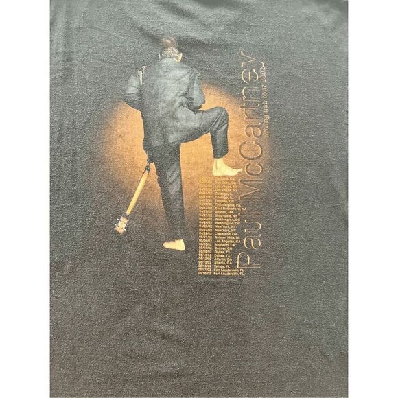 Vintage Paul McCartney Beatles 2002 Concert Tour T-shirt size L Made in USA - Picture 8 of 10